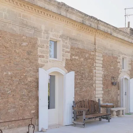 La Volpe E L'uva Dimore Farma Montescaglioso