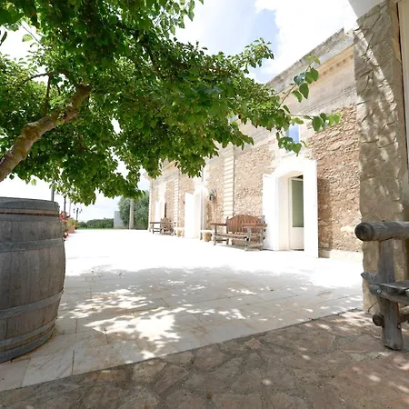 Farma La Volpe E L'uva Dimore Montescaglioso