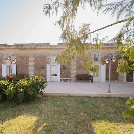 La Volpe E L'uva Dimore *