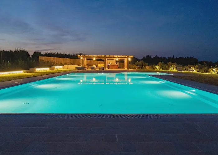 La Volpe E L'uva Dimore