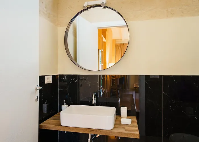 La Volpe E L'uva Dimore * Montescaglioso